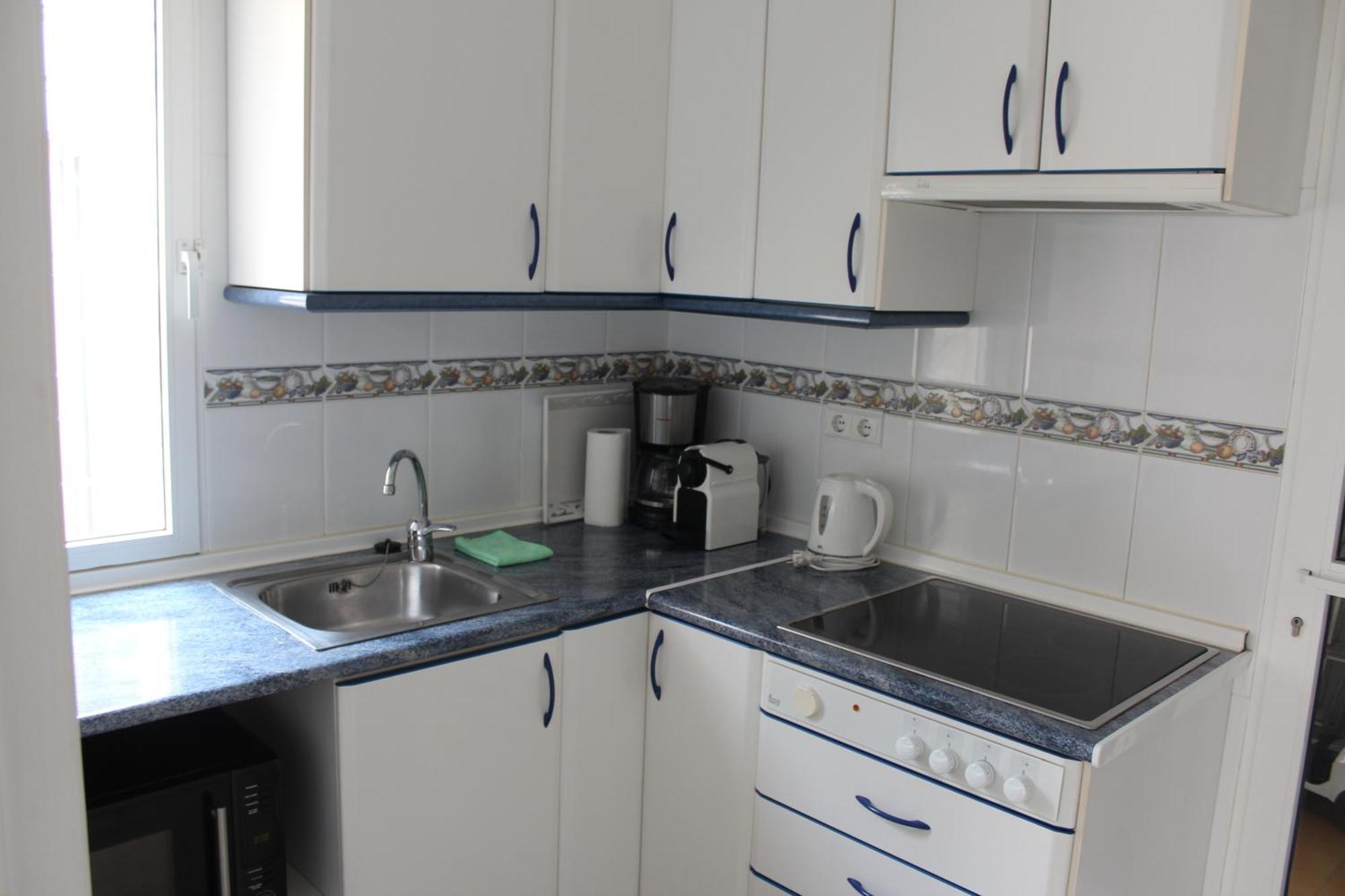 With 2 Bedrooms And Roof Terrace In The Center Of La Zenia. Free Wifi. Сasa de vacaciones Oriola (Orihuela)