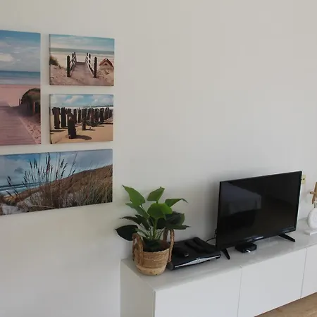 Bungalow With 2 Bedrooms And Roof Terrace In The Center Of La Zenia. Free Wifi. Orihuela Exterior photo